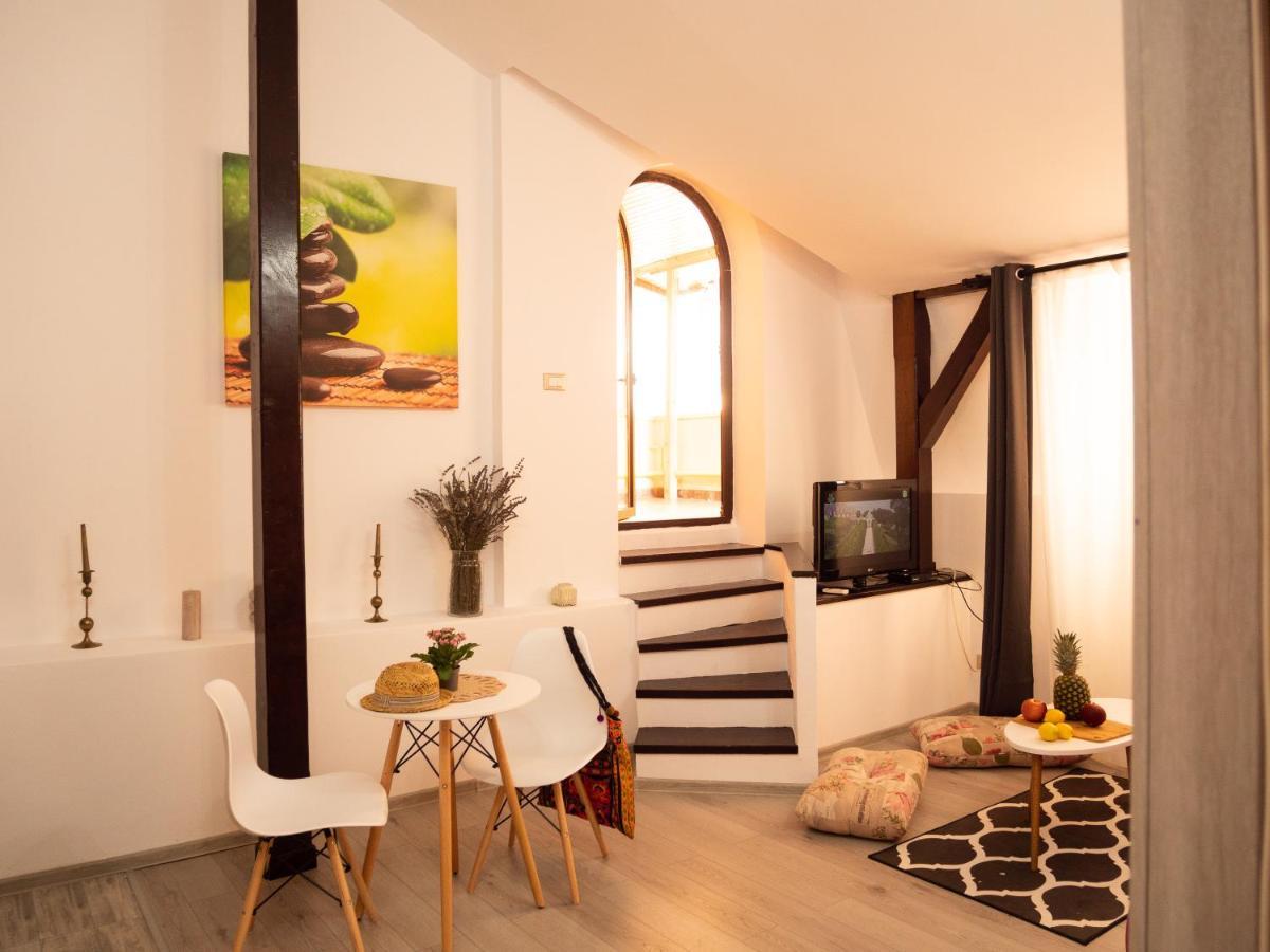 One Love Terrace Apartment Bucarest Esterno foto