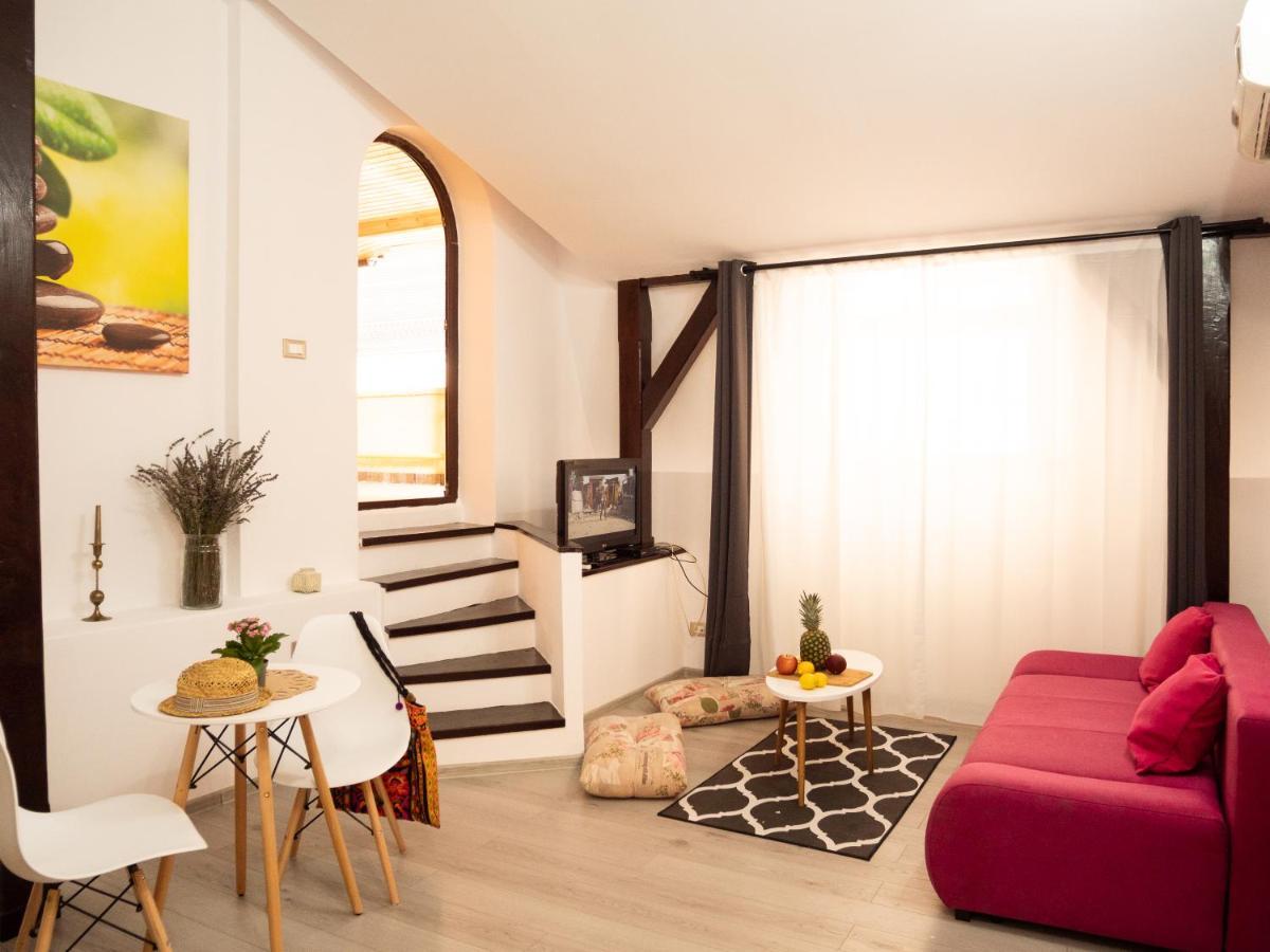 One Love Terrace Apartment Bucarest Esterno foto